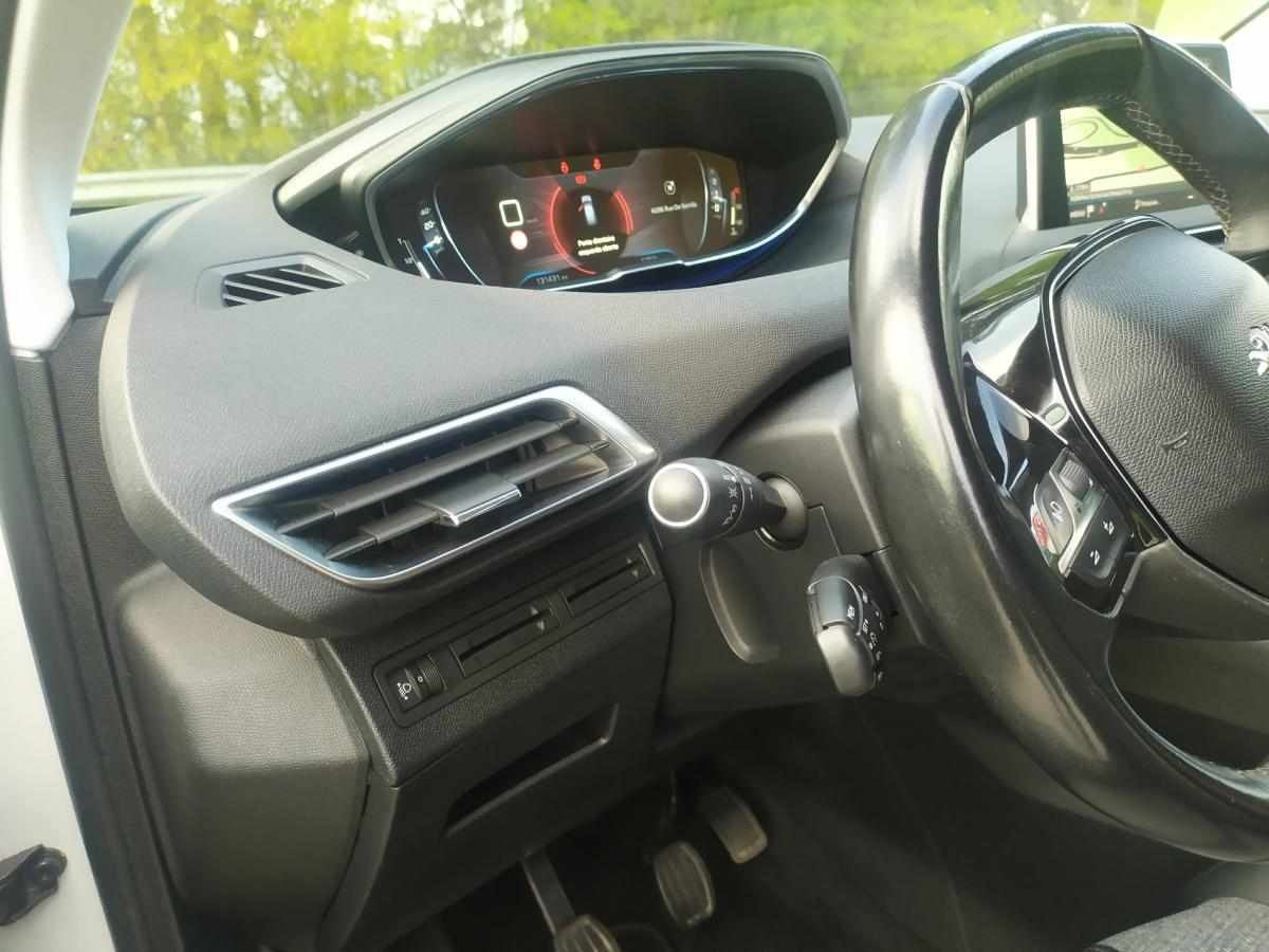 peugeot-3008-1-5-bluehdi-2018-diesel-1499cc