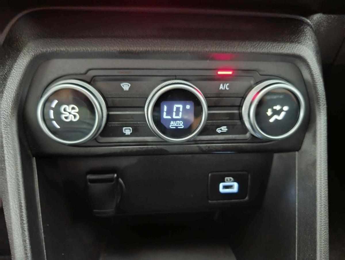 dacia-sandero-1-0-tce-eco-g-2021-gpl-999cc
