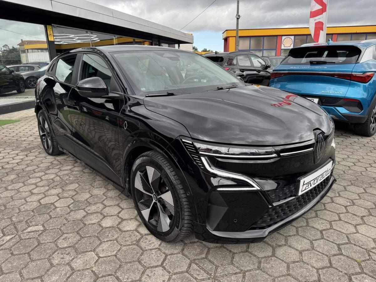 renault-megane-e-tech-2022-eletrico-200cc
