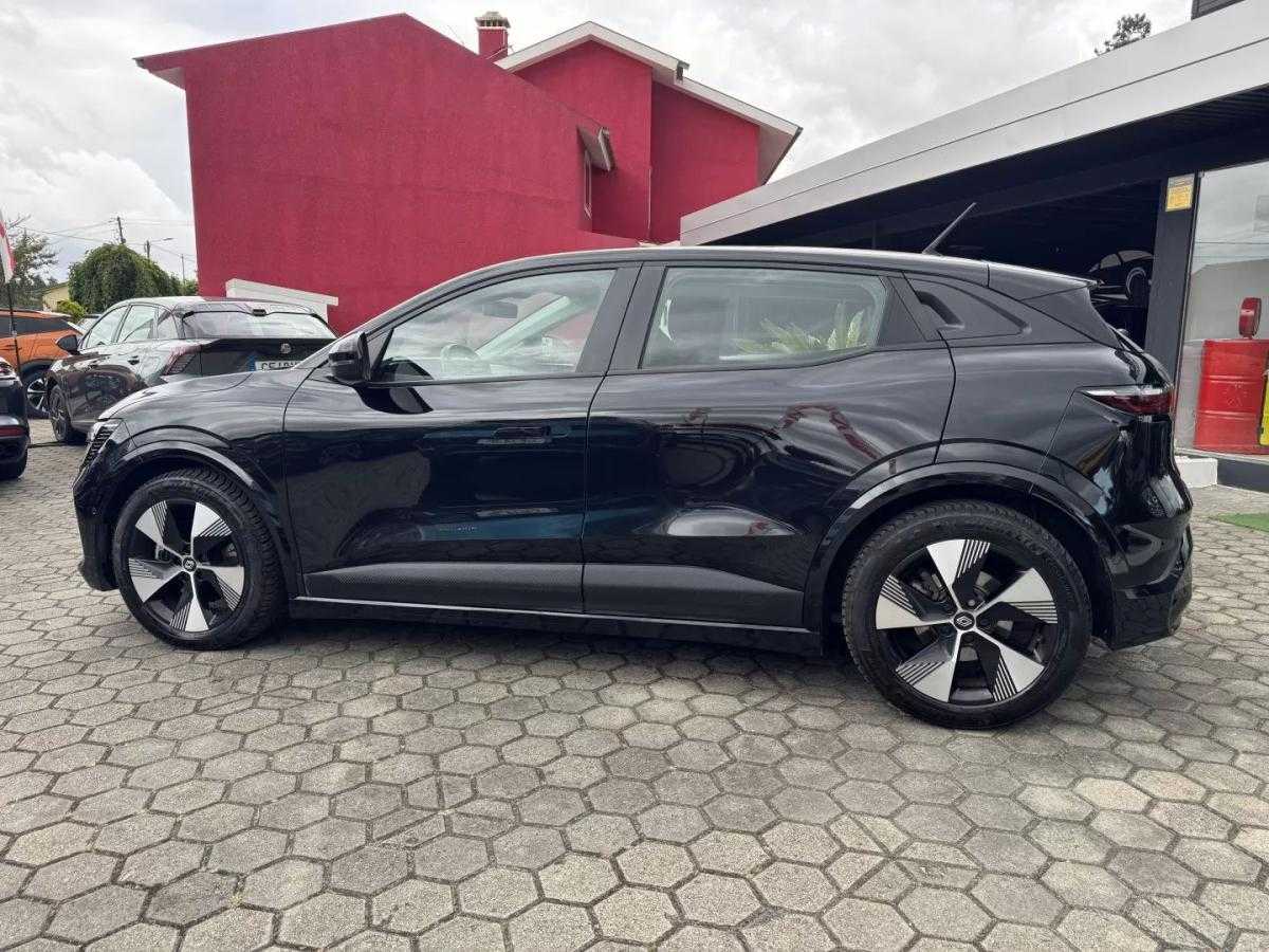 renault-megane-e-tech-2022-eletrico-200cc