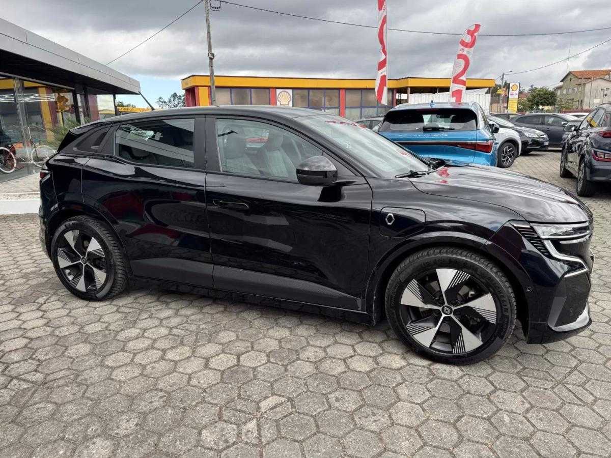 renault-megane-e-tech-2022-eletrico-200cc