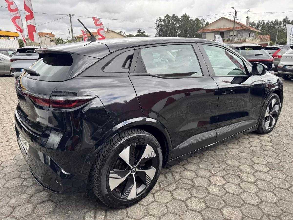 renault-megane-e-tech-2022-eletrico-200cc