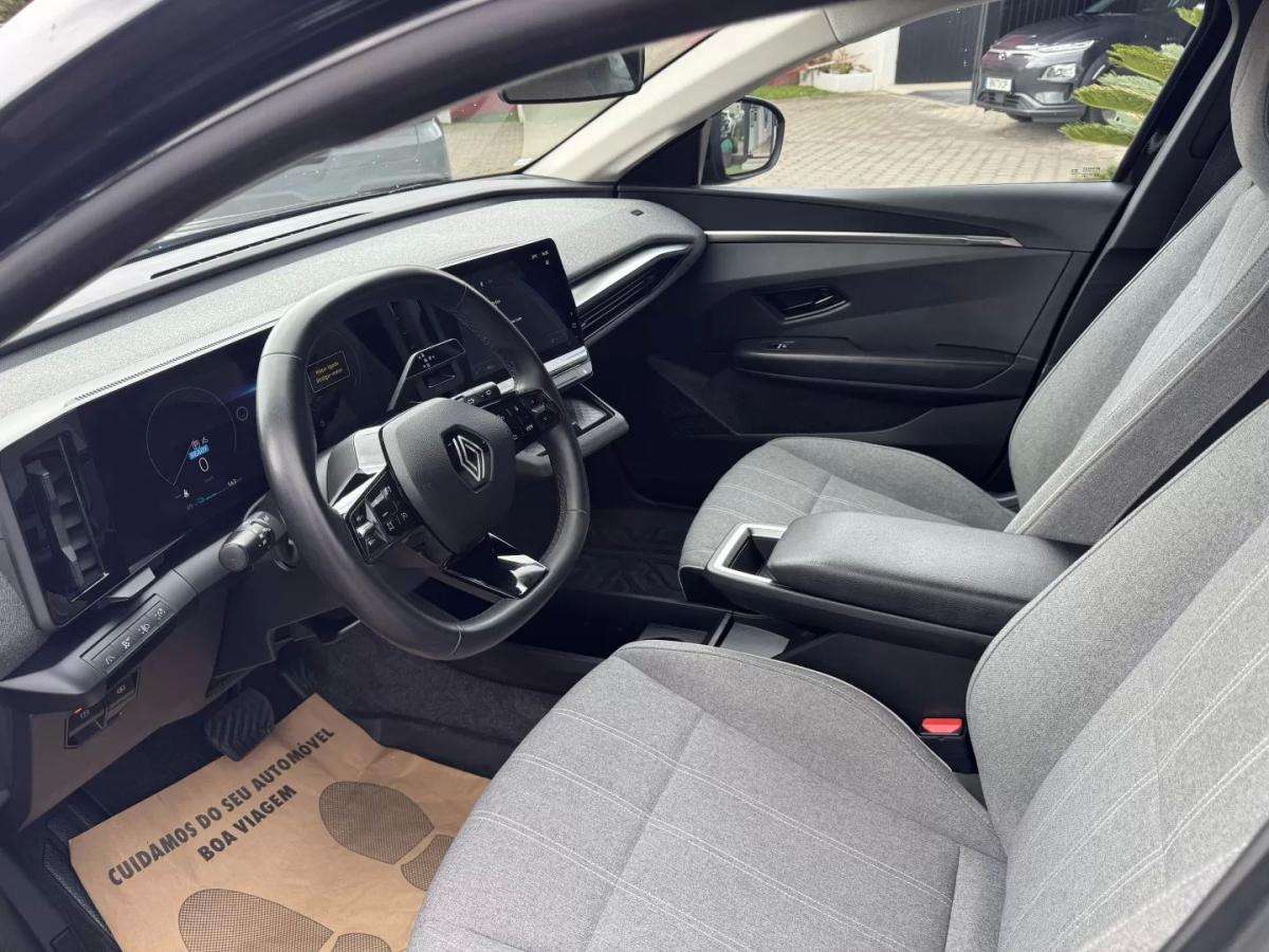 renault-megane-e-tech-2022-eletrico-200cc