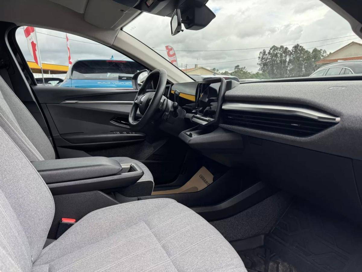 renault-megane-e-tech-2022-eletrico-200cc