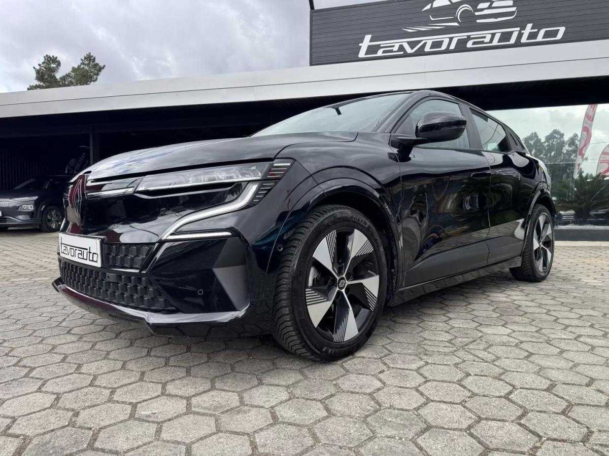 renault-megane-e-tech-2022-eletrico-200cc