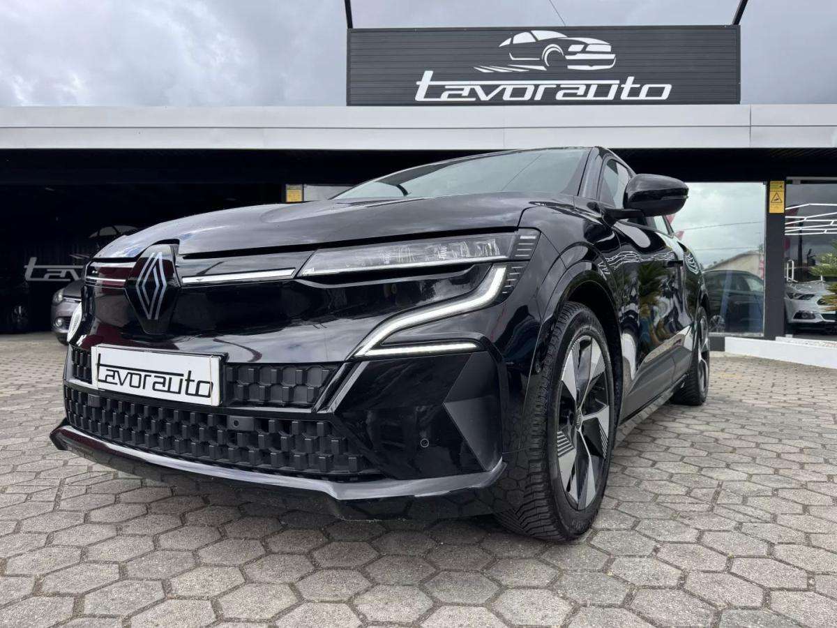 renault-megane-e-tech-2022-eletrico-200cc