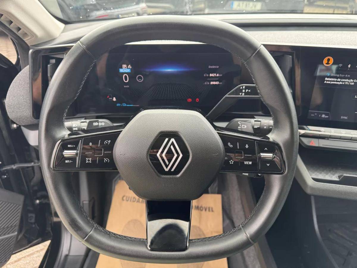 renault-megane-e-tech-2022-eletrico-200cc