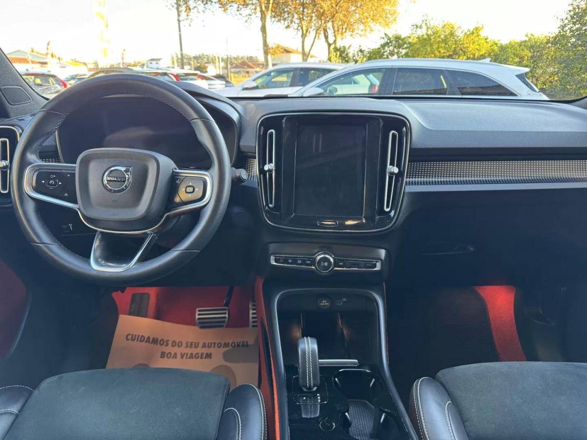 volvo-xc40-2021-eletrico-200cc