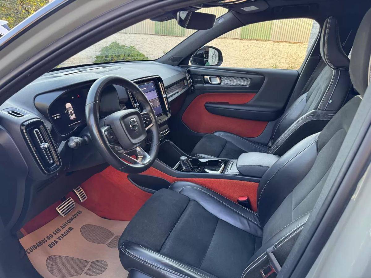 volvo-xc40-2021-eletrico-200cc