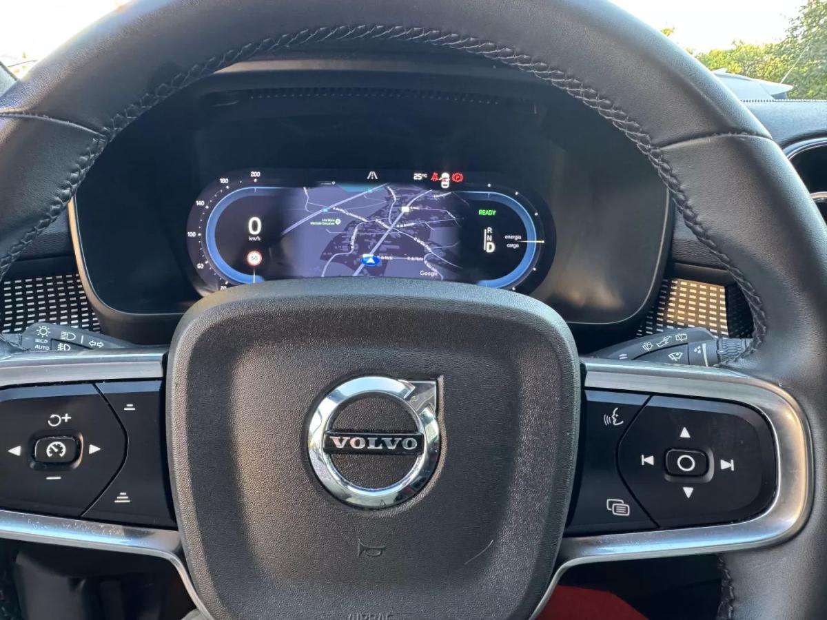 volvo-xc40-2021-eletrico-200cc