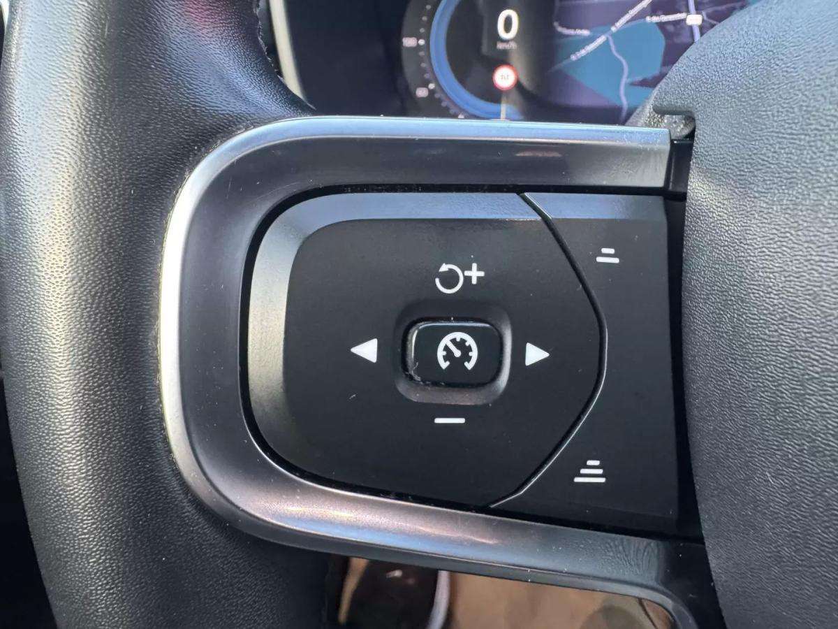 volvo-xc40-2021-eletrico-200cc