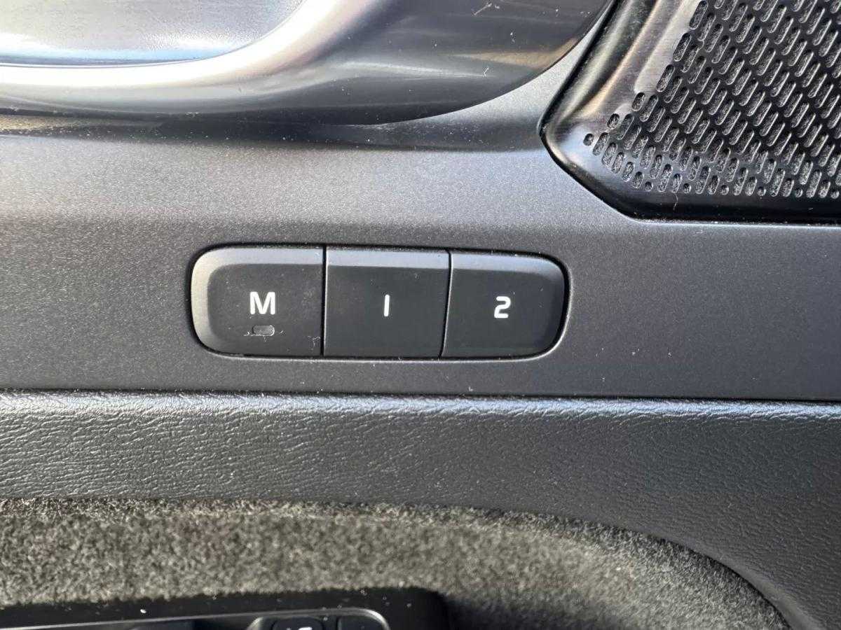 volvo-xc40-2021-eletrico-200cc