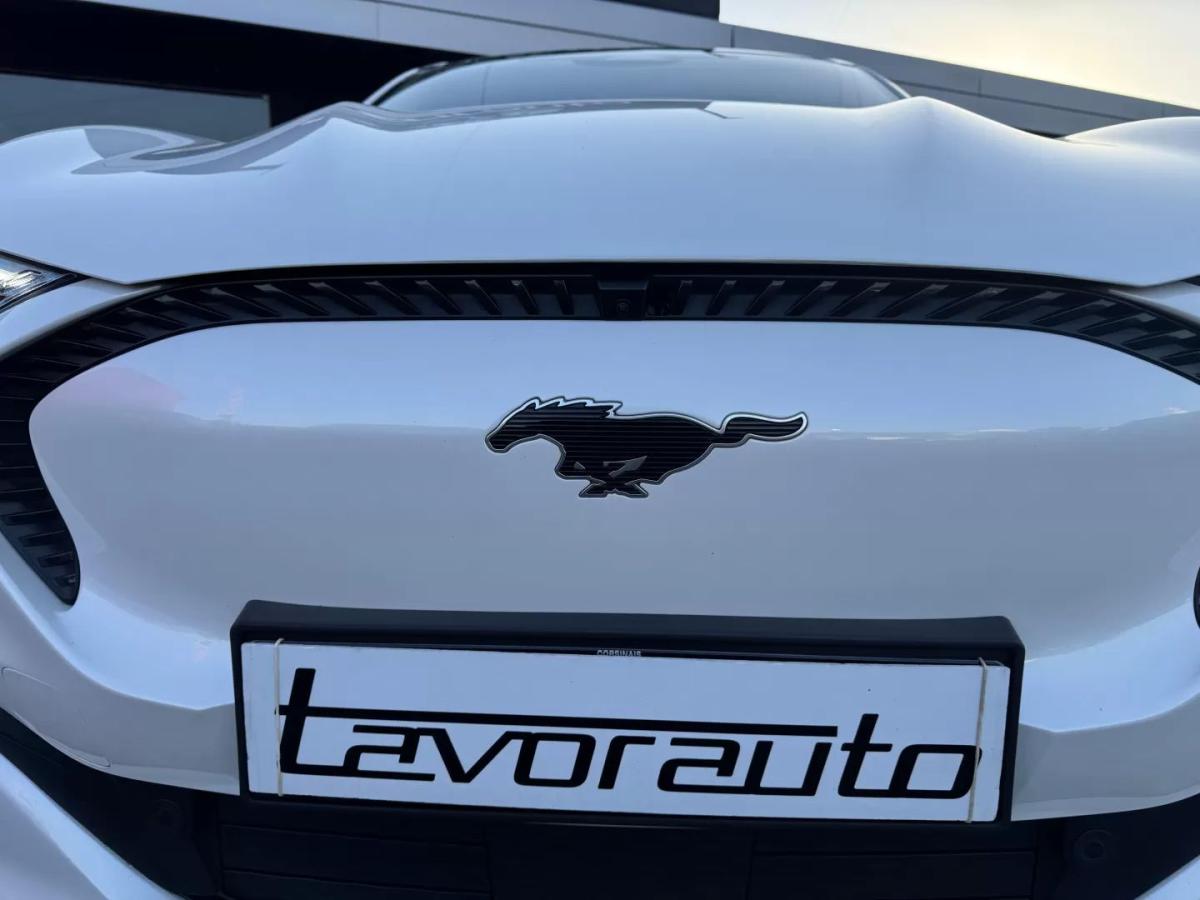 ford-mustang-mach-e-2021-eletrico-200cc