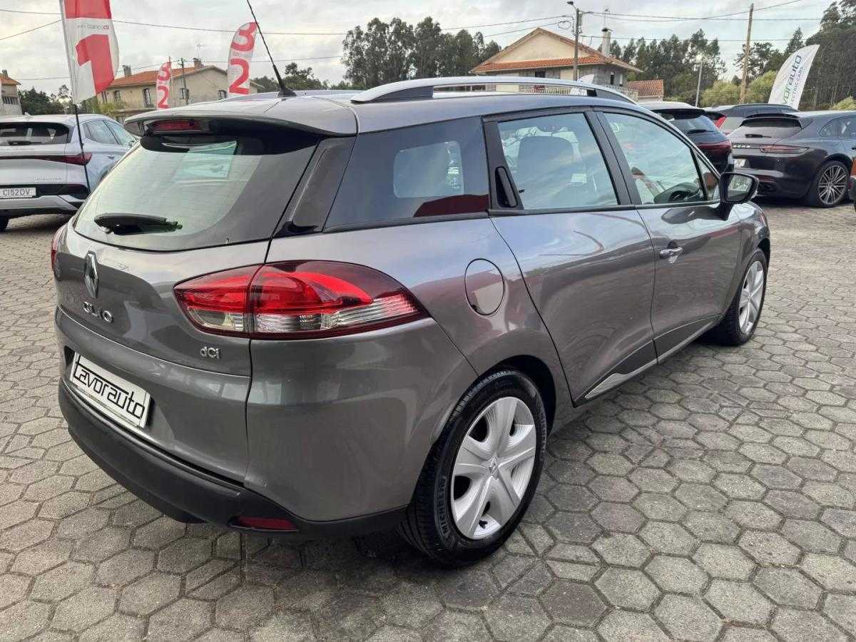 renault-clio-sport-tourer-2015-diesel-1461cc