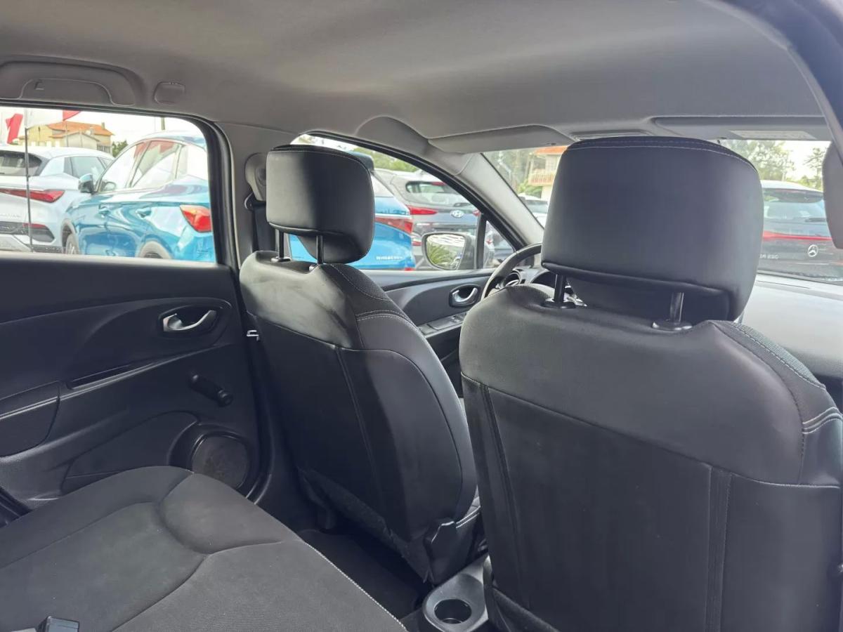 renault-clio-sport-tourer-2015-diesel-1461cc