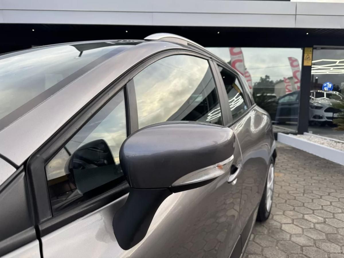renault-clio-sport-tourer-2015-diesel-1461cc