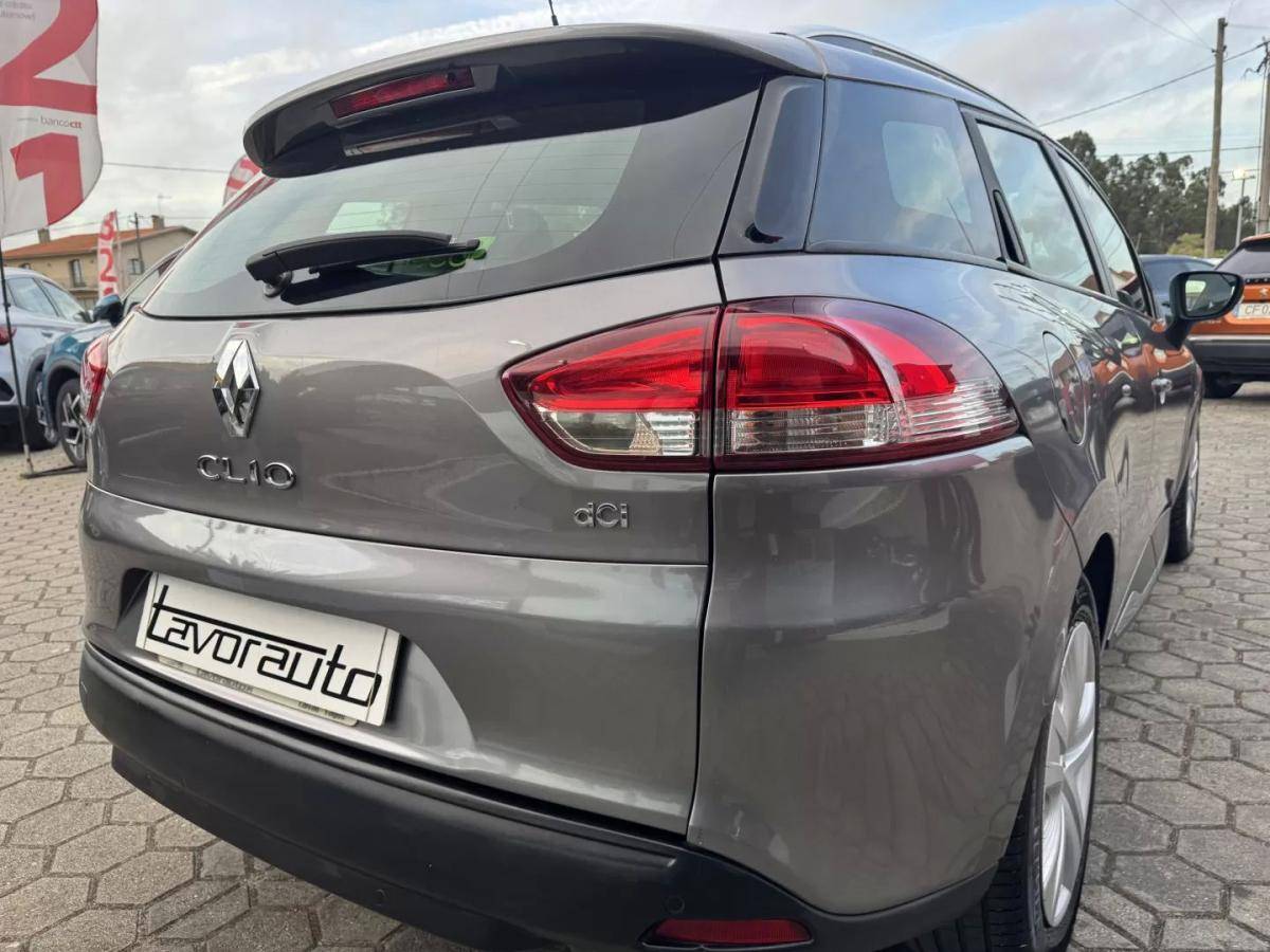 renault-clio-sport-tourer-2015-diesel-1461cc