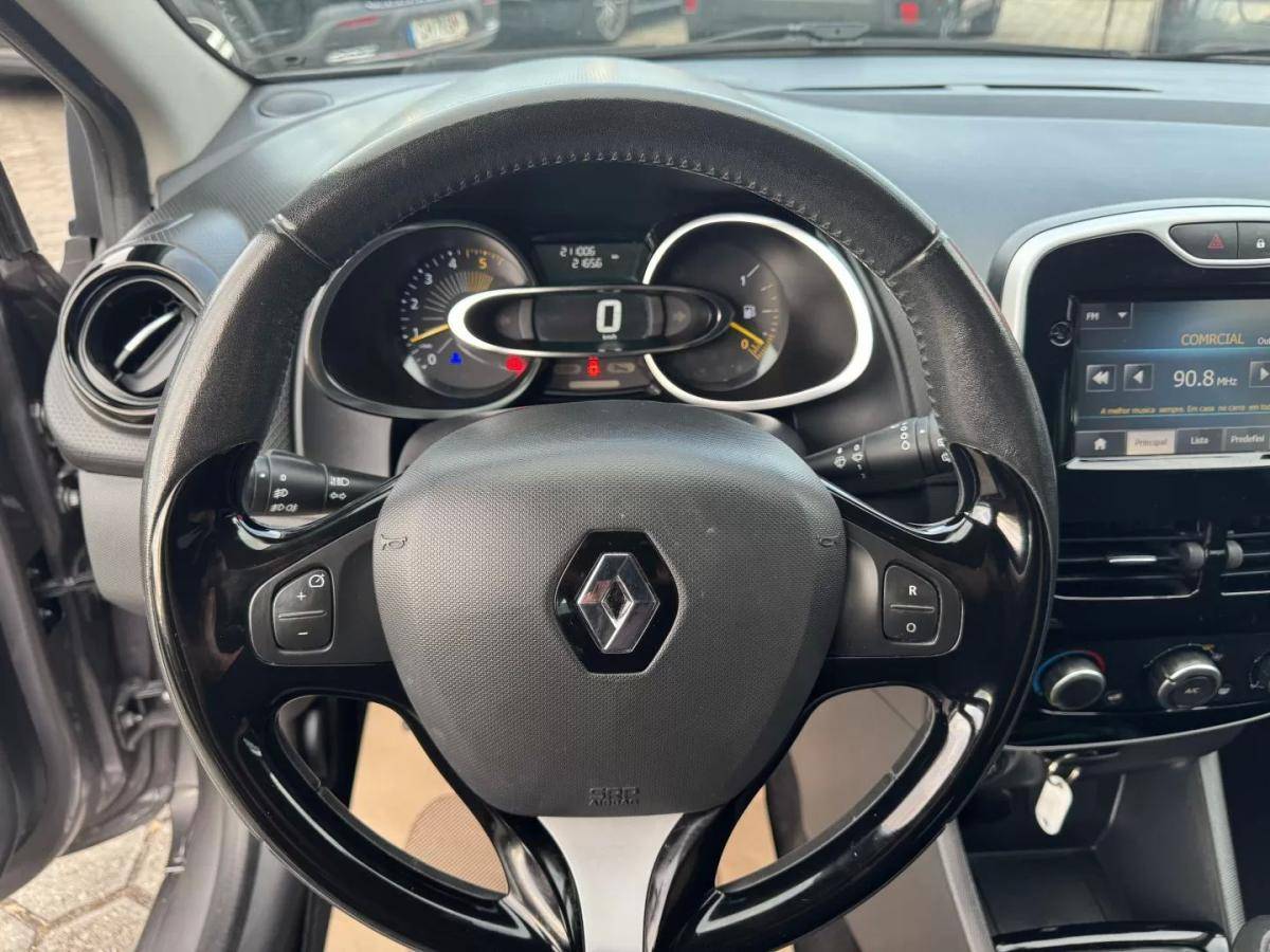 renault-clio-sport-tourer-2015-diesel-1461cc