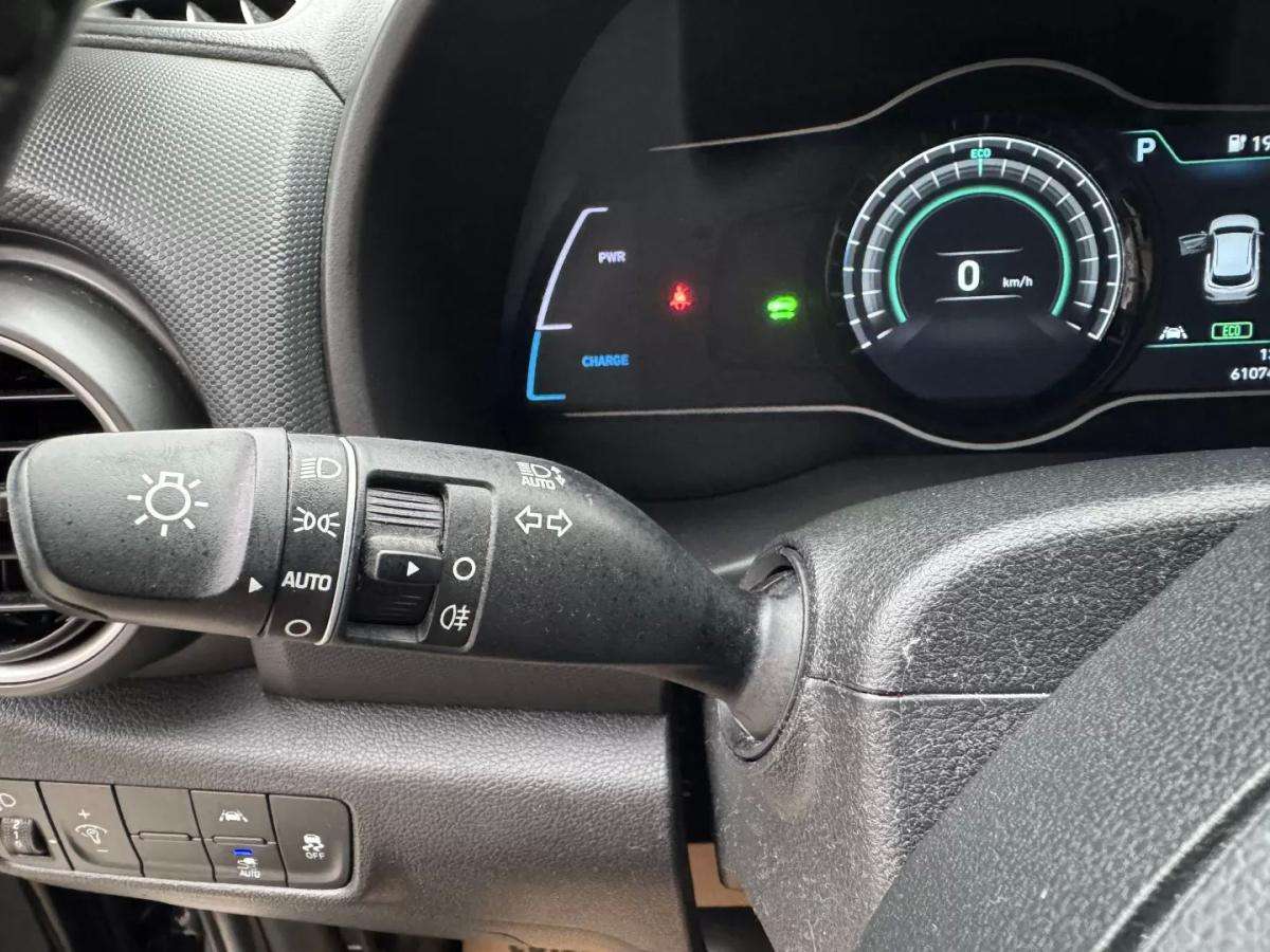 hyundai-kauai-2020-eletrico-200cc