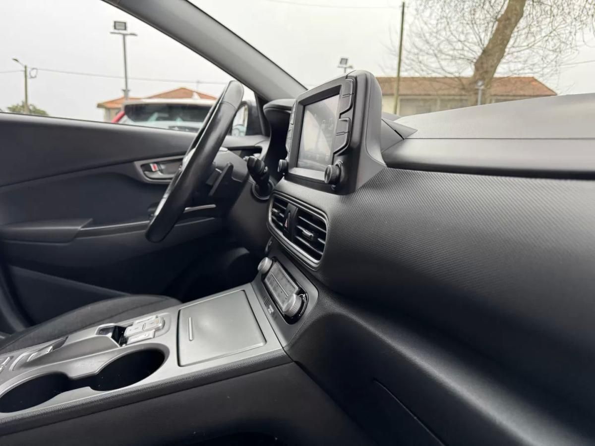 hyundai-kauai-2020-eletrico-200cc
