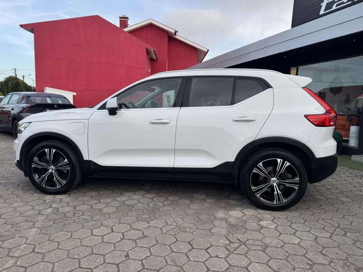 volvo-xc40-2021-hibrido-1477cc