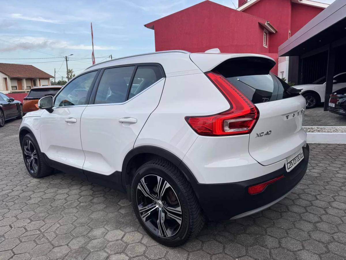 volvo-xc40-2021-hibrido-1477cc