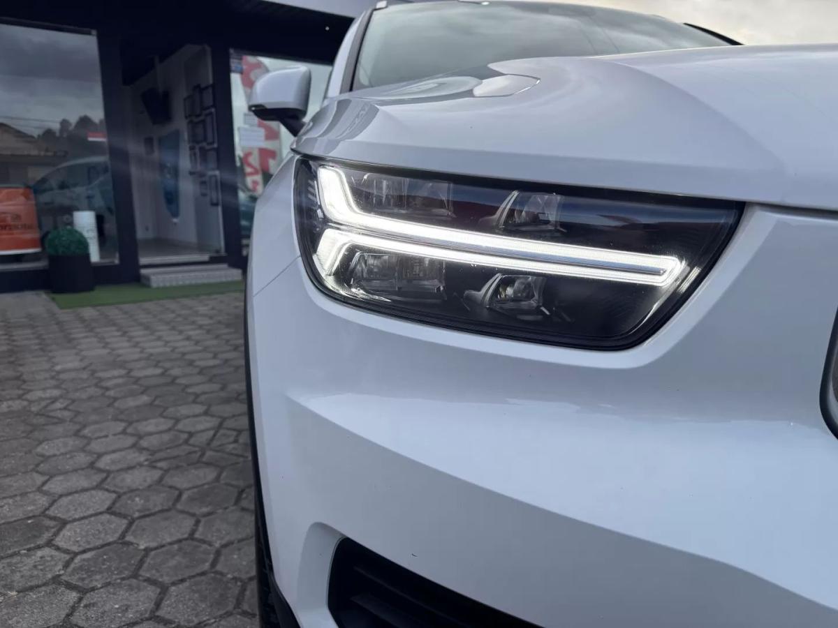 volvo-xc40-2021-hibrido-1477cc