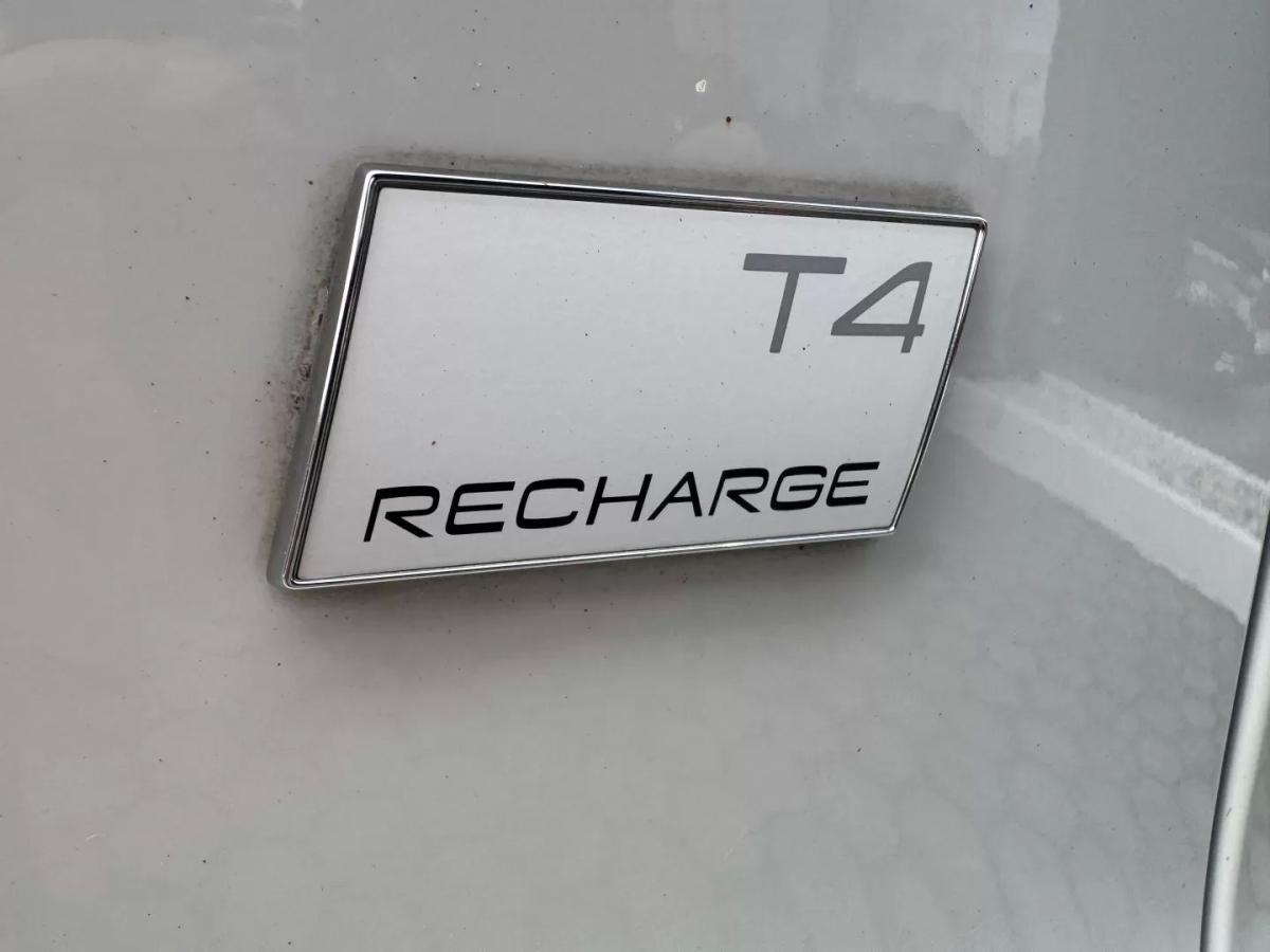 volvo-xc40-2021-hibrido-1477cc
