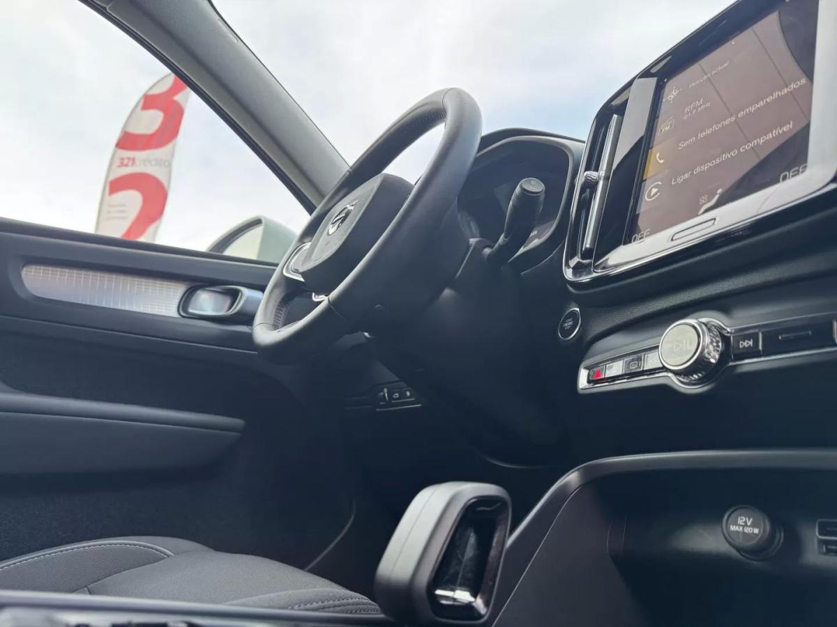 volvo-xc40-2021-hibrido-1477cc