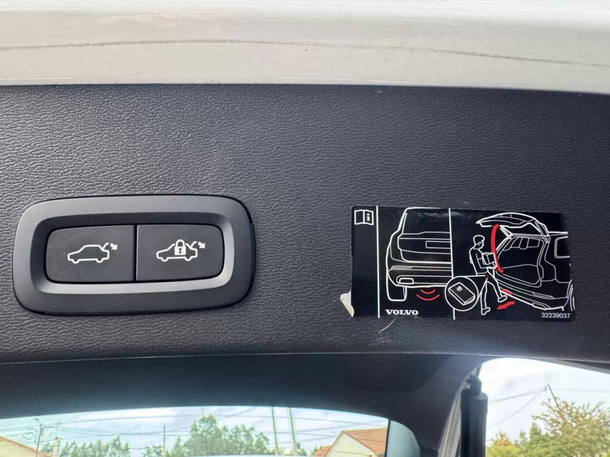 volvo-xc40-2021-hibrido-1477cc