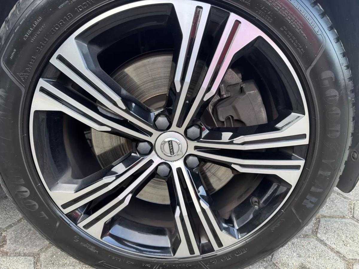 volvo-xc40-2021-hibrido-1477cc