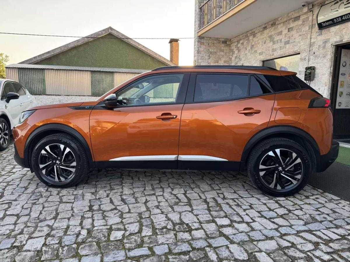 peugeot-e-2008-2022-eletrico-200cc