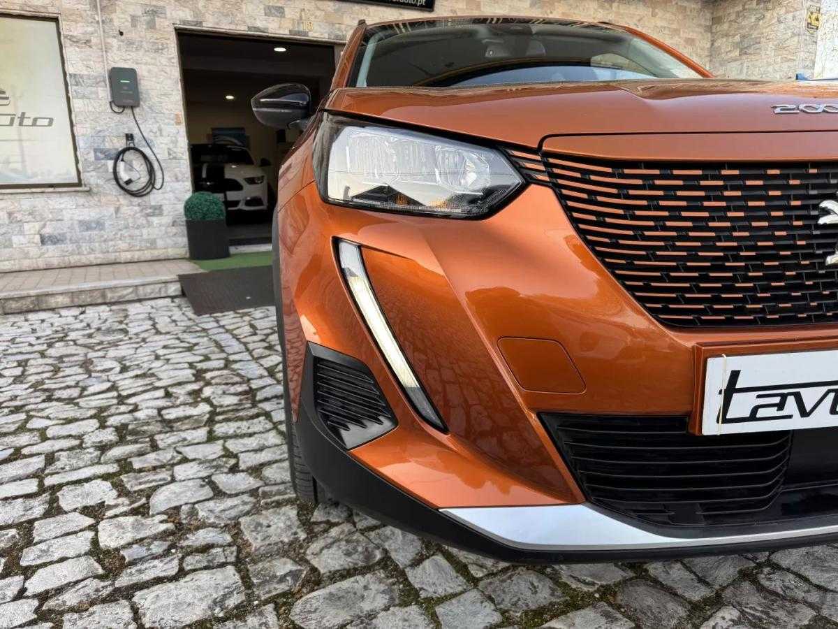 peugeot-e-2008-2022-eletrico-200cc