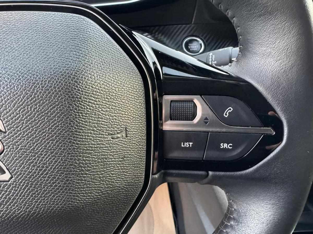 peugeot-e-2008-2022-eletrico-200cc