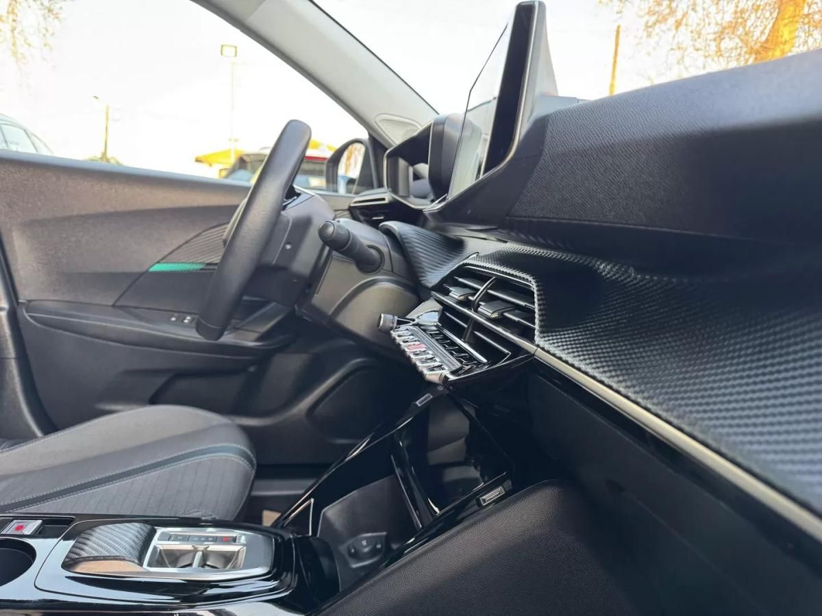 peugeot-e-2008-2022-eletrico-200cc
