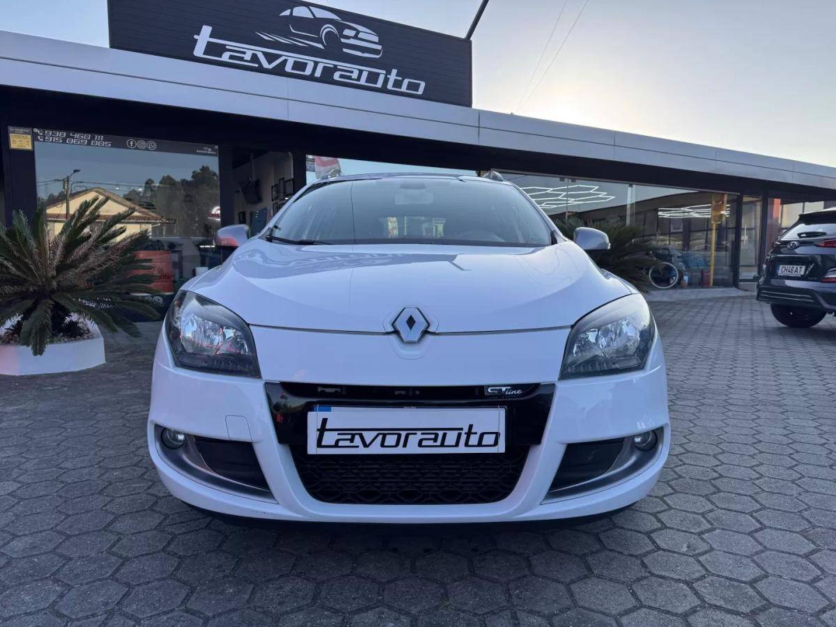 renault-megane-sport-tourer-2011-diesel-1461cc