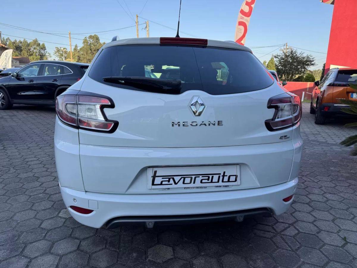 renault-megane-sport-tourer-2011-diesel-1461cc