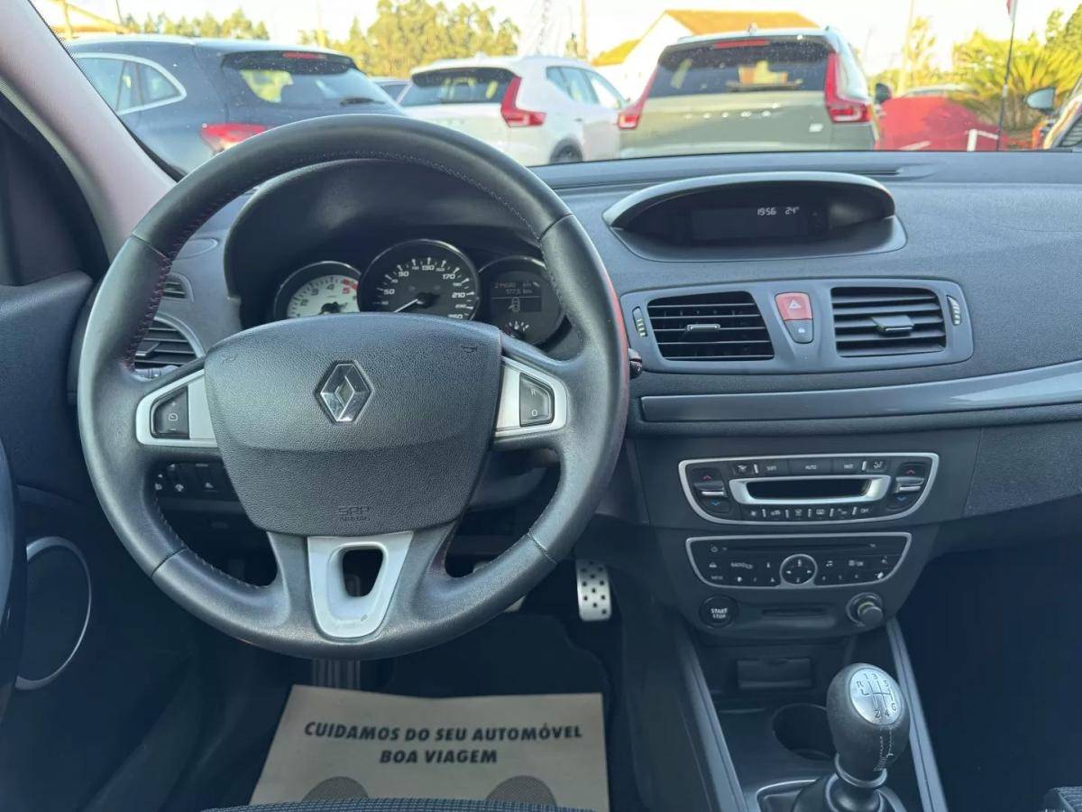 renault-megane-sport-tourer-2011-diesel-1461cc