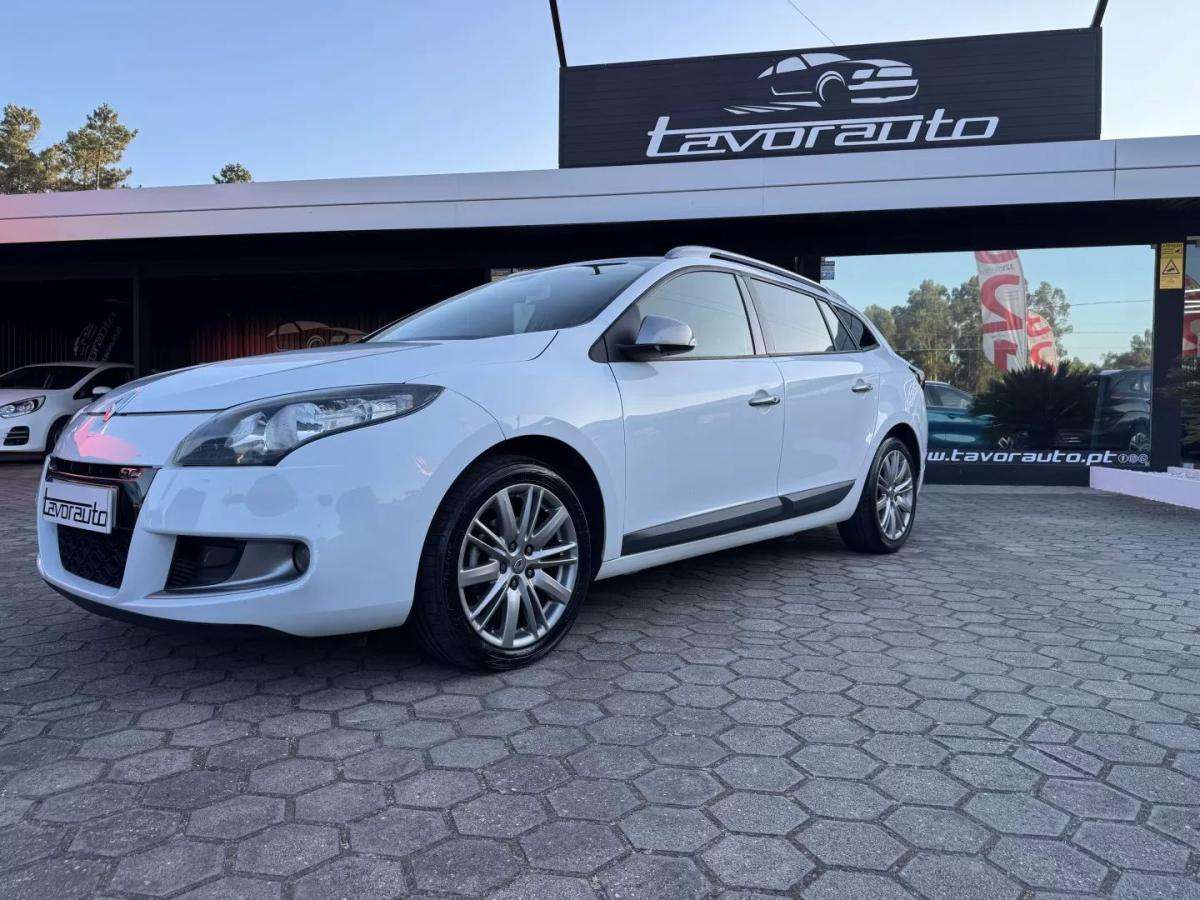 renault-megane-sport-tourer-2011-diesel-1461cc