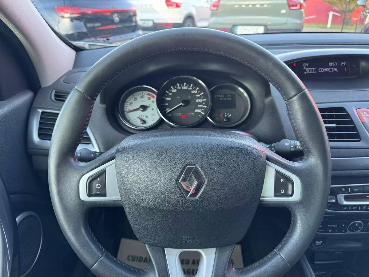 renault-megane-sport-tourer-2011-diesel-1461cc