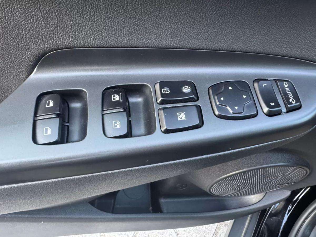 hyundai-kauai-2022-eletrico-200cc