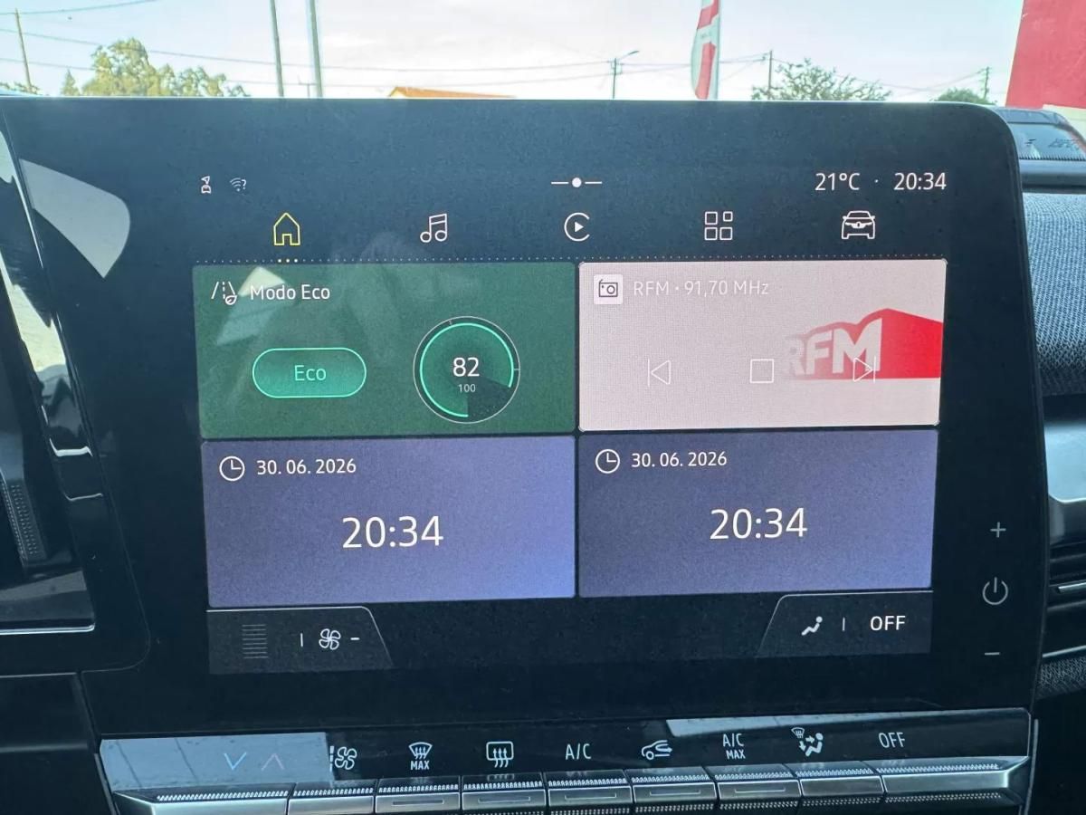 renault-megane-e-tech-2022-eletrico-200cc