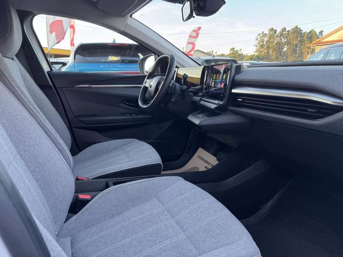 renault-megane-e-tech-2022-eletrico-200cc