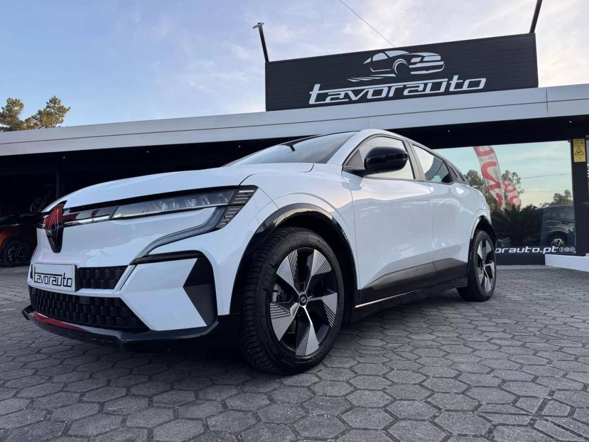renault-megane-e-tech-2022-eletrico-200cc