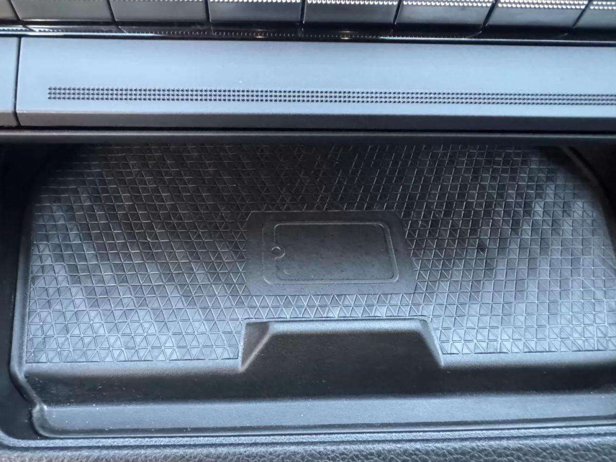 renault-megane-e-tech-2022-eletrico-200cc