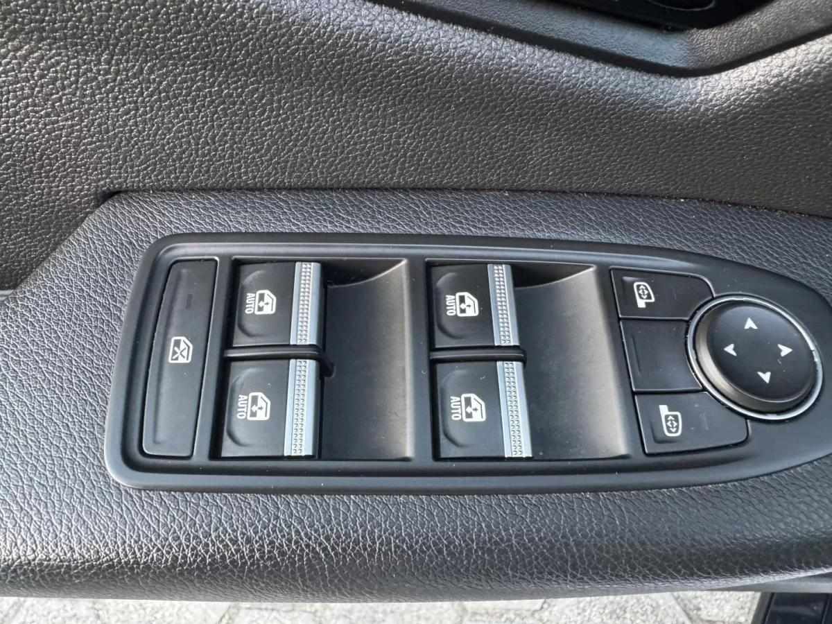 renault-megane-e-tech-2022-eletrico-200cc