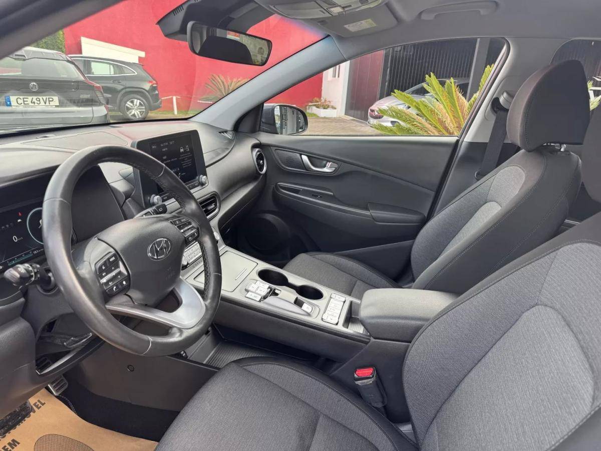 hyundai-kauai-2022-eletrico-200cc