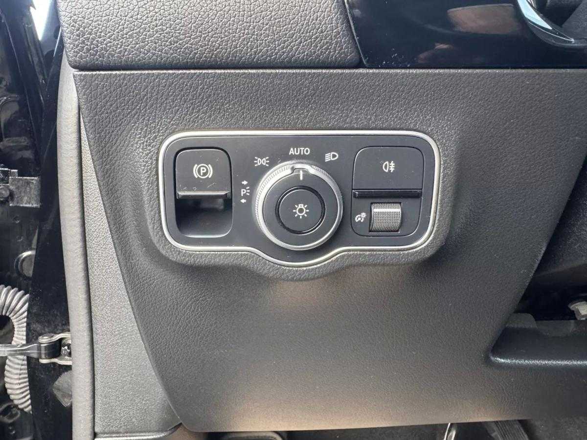 mercedes-benz-eqa-2021-eletrico-0cc