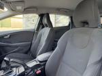 volvo-v40-cross-country-2014-diesel-1560cc