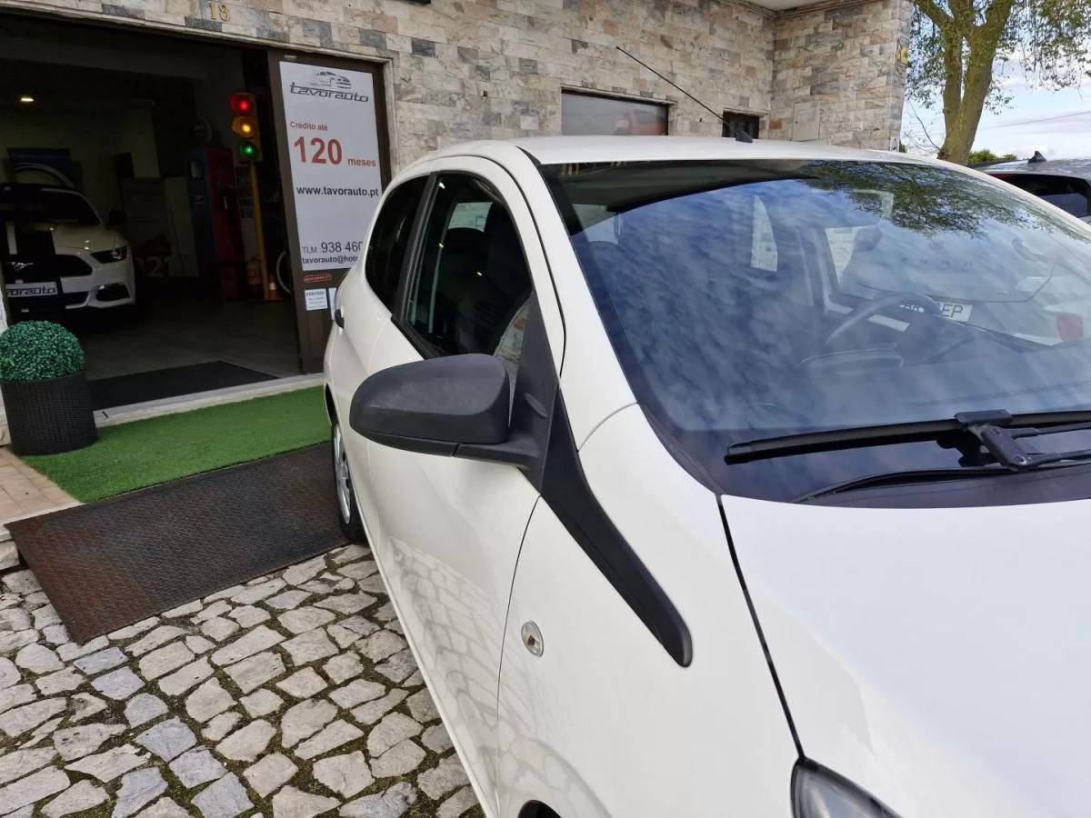 peugeot-108-2015-gasolina-998cc